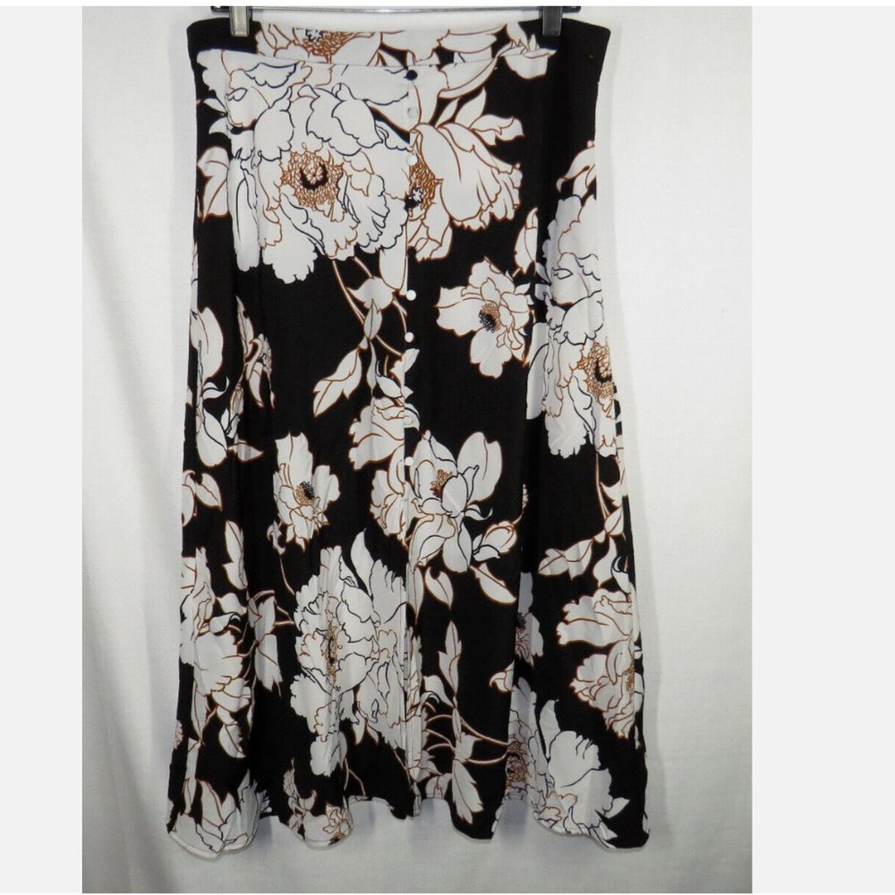 APT. 9 Women's Black Floral Front Slit Midi Skirt Decorative Buttons Size Large - Picture 9 of 10